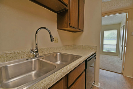 Acadia Park-interior-kitchen-1056-1200w